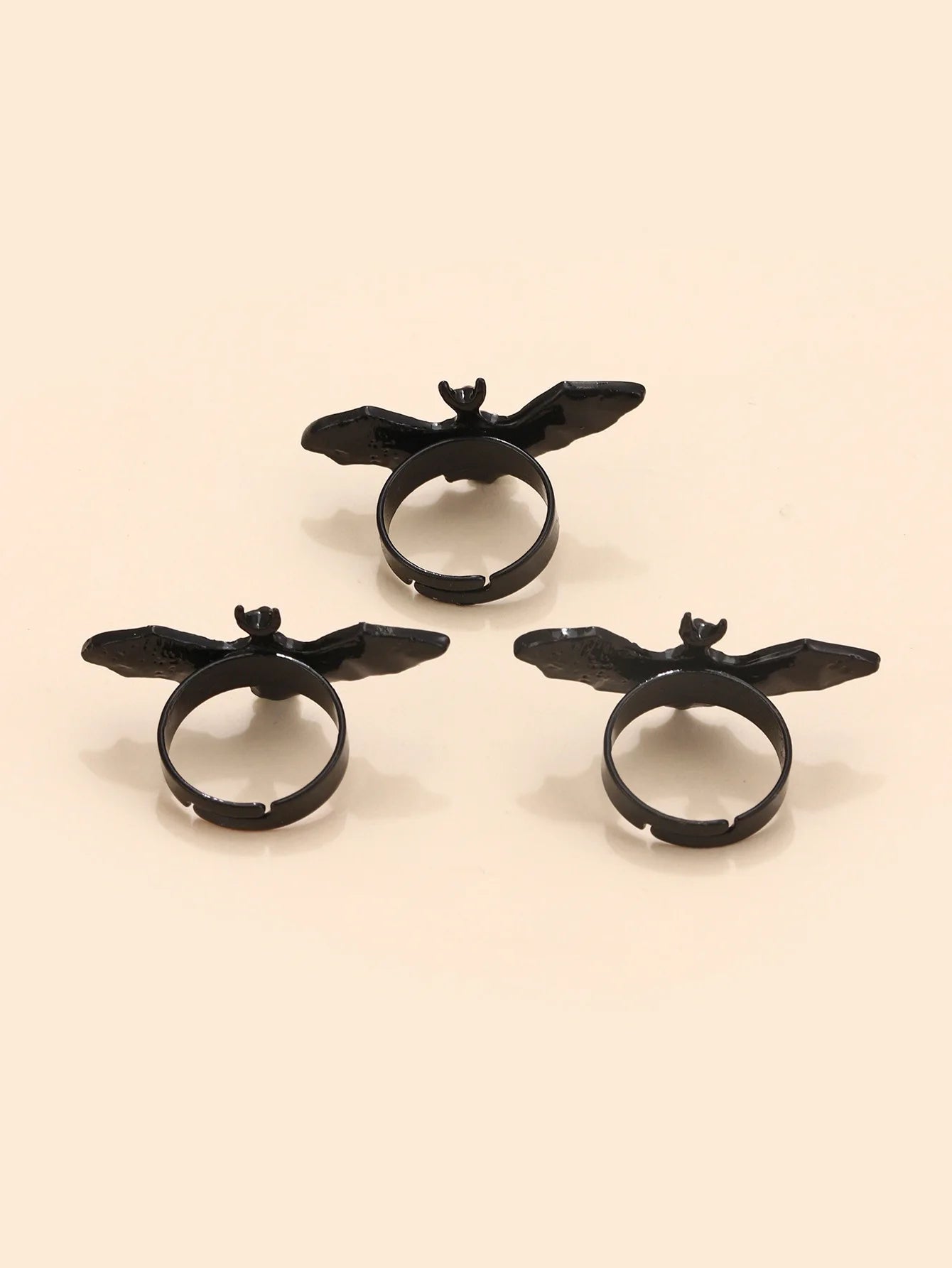Rogue + Wolf Gothic Black Bat Ring Punk Flying Bat Metal Adjustable Women Jewelry Hot Festival Cosplay Gift Boys Girls Halloween Accessories Gothic Bat Wolf Black