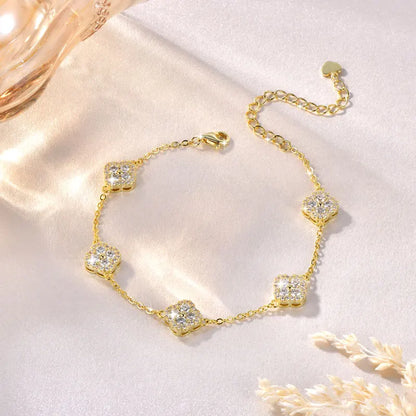Élanor Jewels Moissanite Clover Bracelet